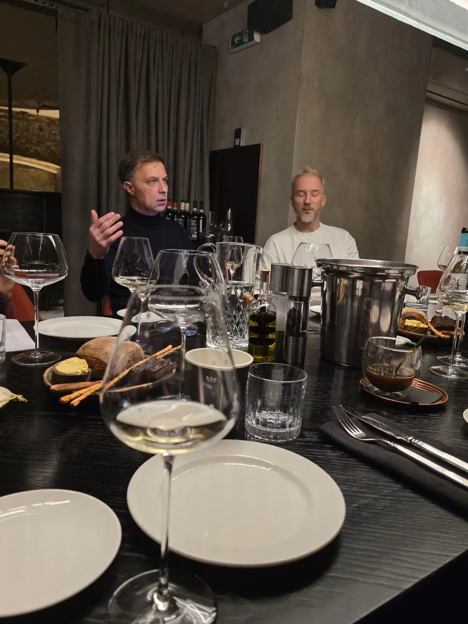 Cata profesional con sommeliers y compradores en Moscú